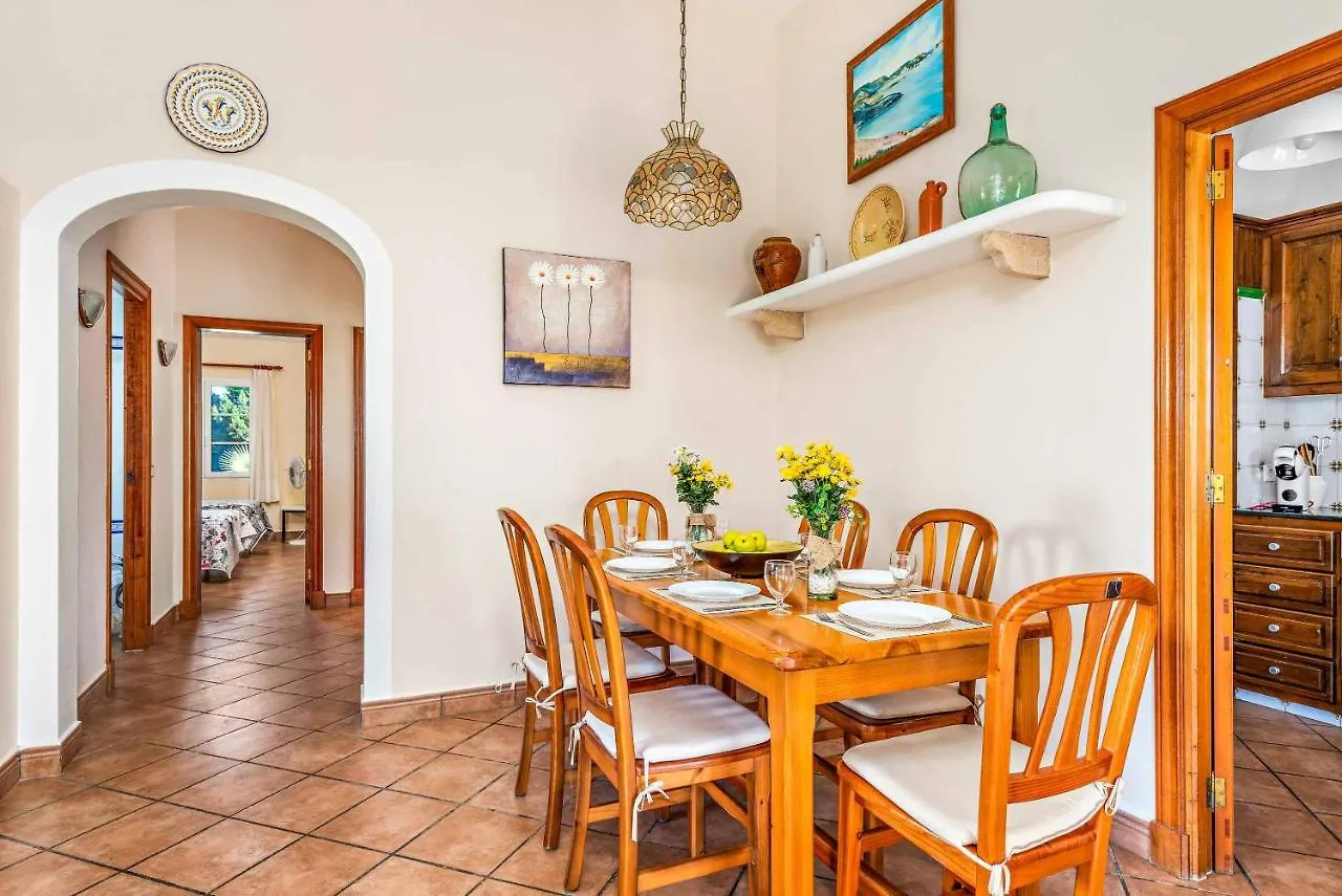 Villa Iris Bosch Cala en Bosc Spanien
