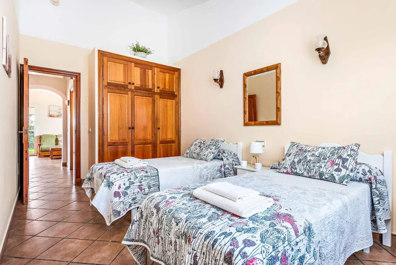 Villa Iris Bosch Калан-Бош 0*,  Испания